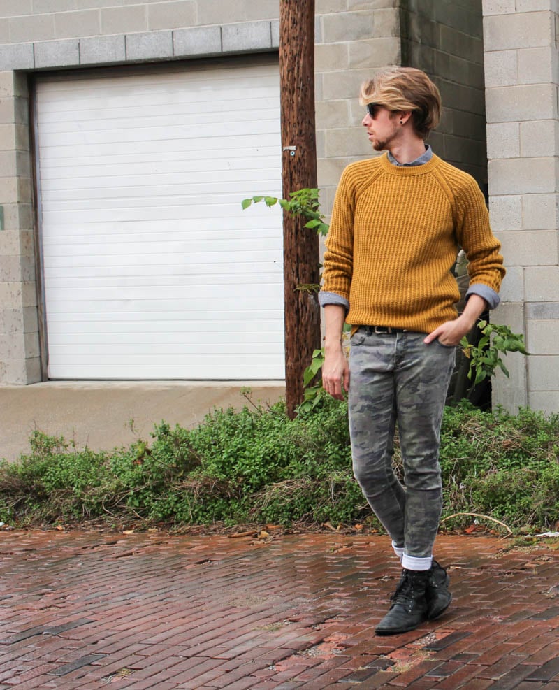 Mustard sweater outlet outfit