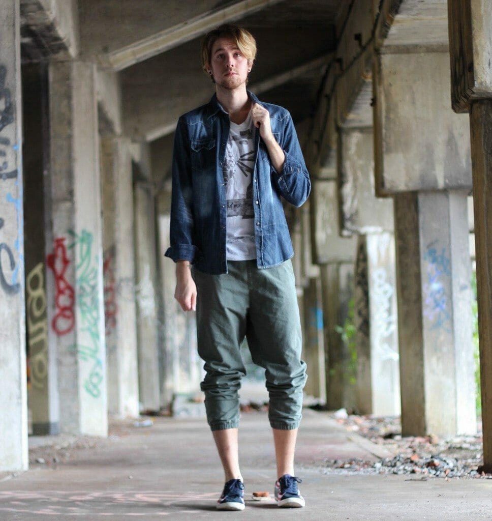 The Kentucky Gent in a Denim Shirt by JACHS, T-Shirt from Buffalo by David Bitton, Olive Jogger Pants from Topman, and American Flag Golas