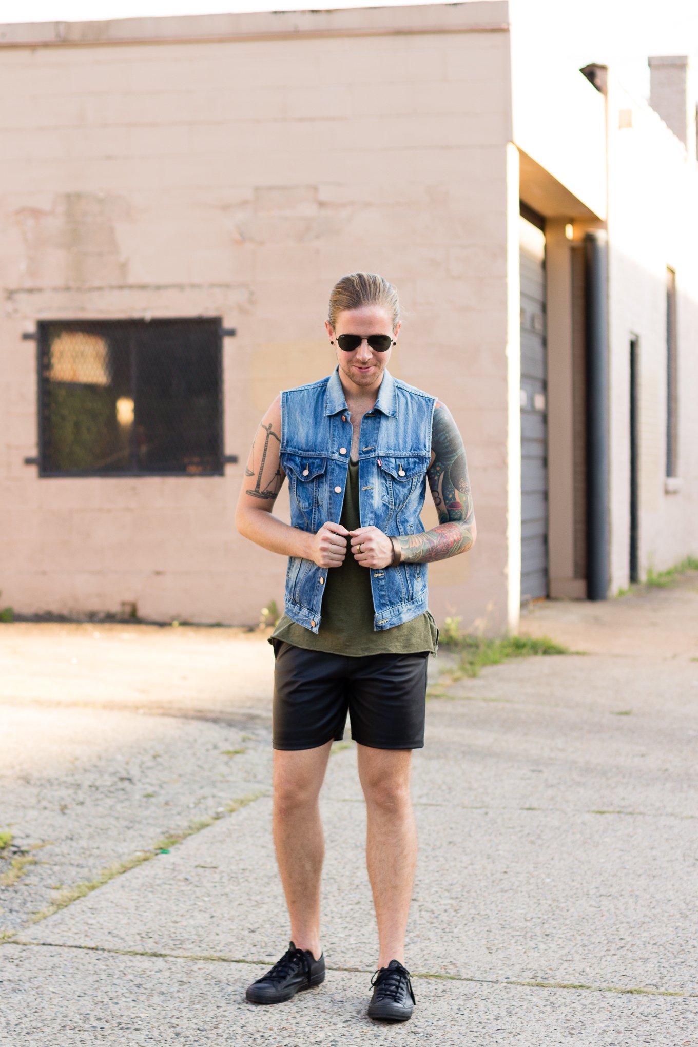 levis denim vest, topman faux leather shorts, converse sneakers, ray-ban aviators, mens fashion blog