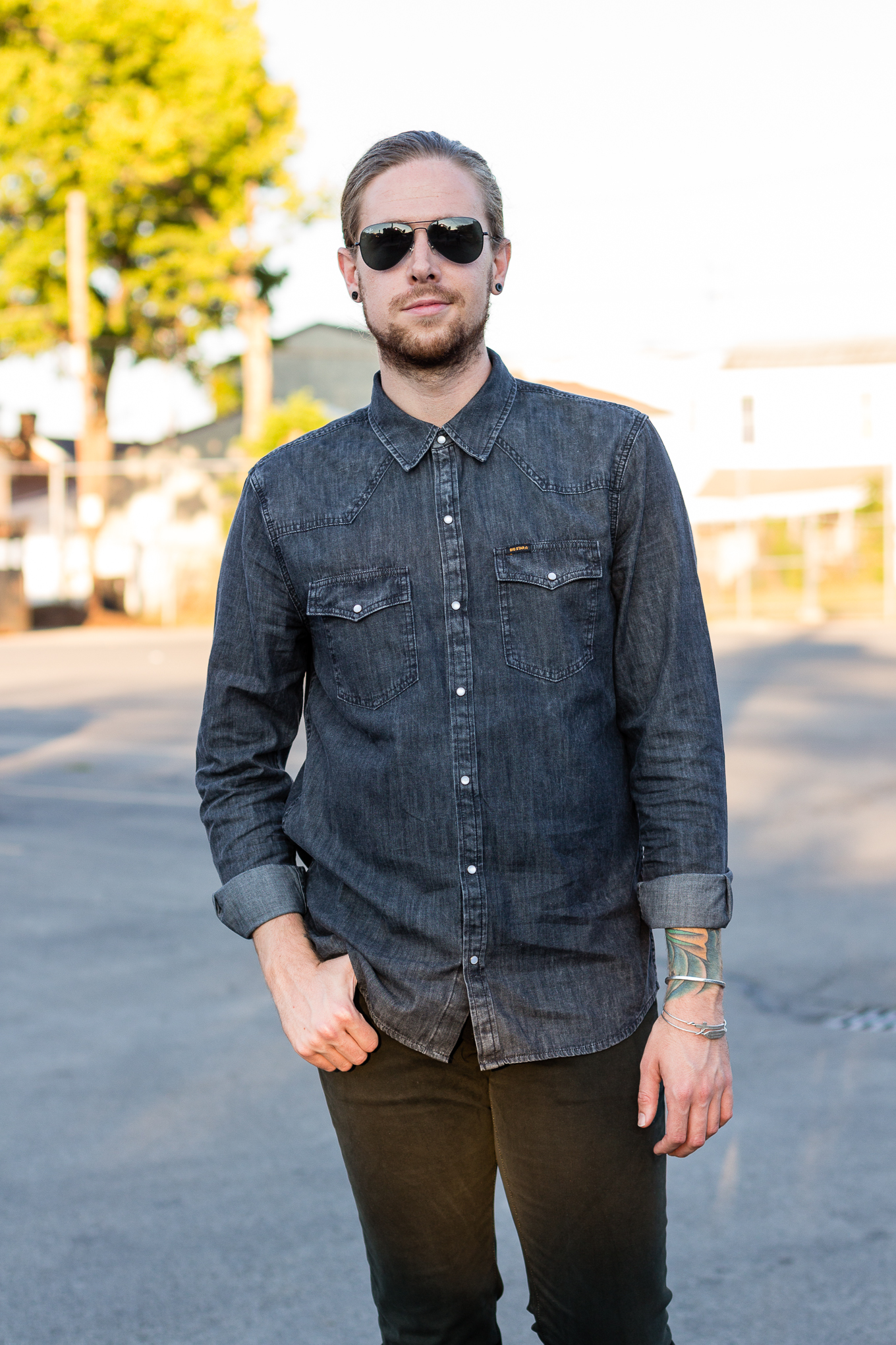 Big Star Chambray Shirt + Olive Division Pants on thekentuckygent.com. 