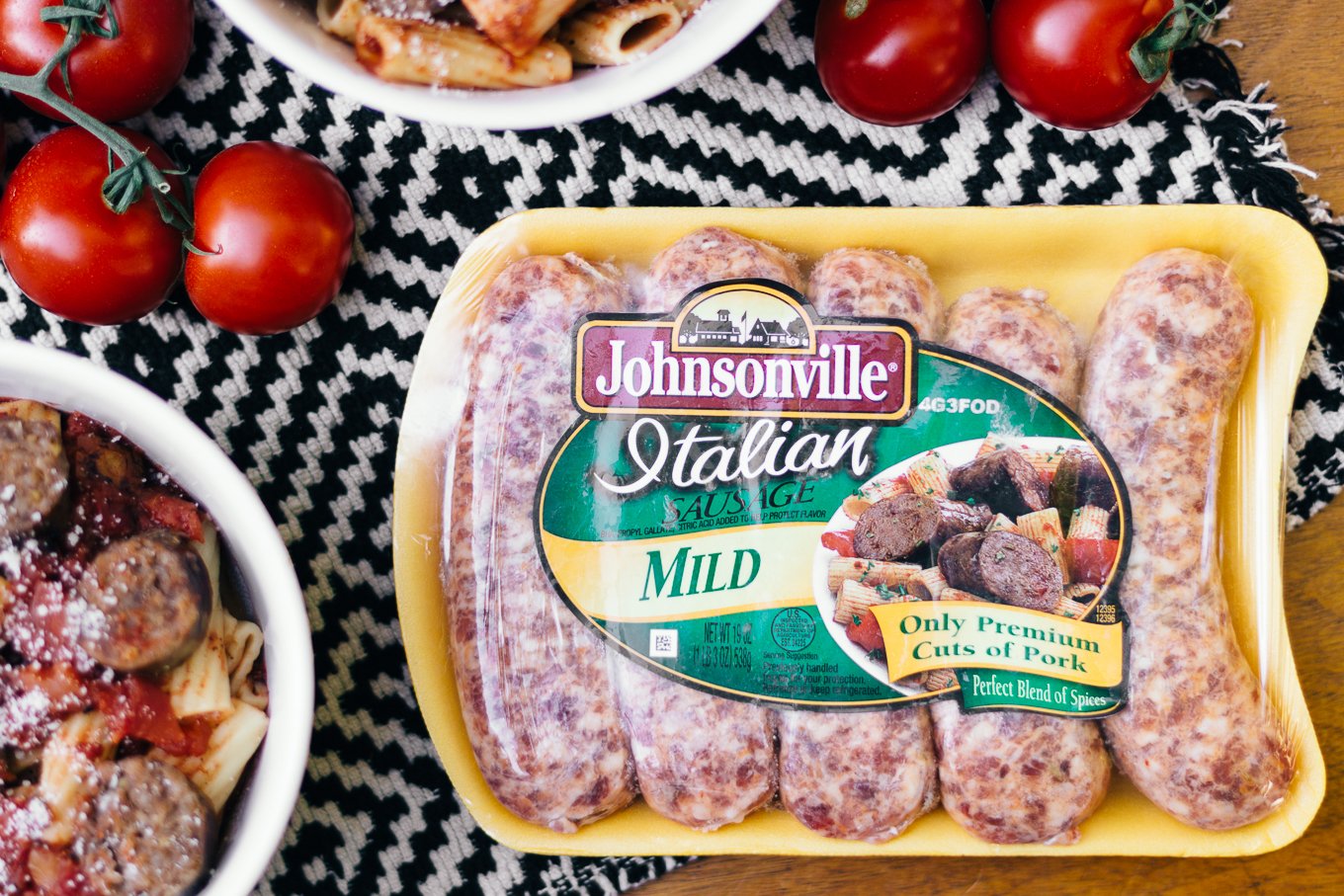 johnsonville, italian sausage, rigatoni, homemade pasta sauce, quick and easy dinner ideas