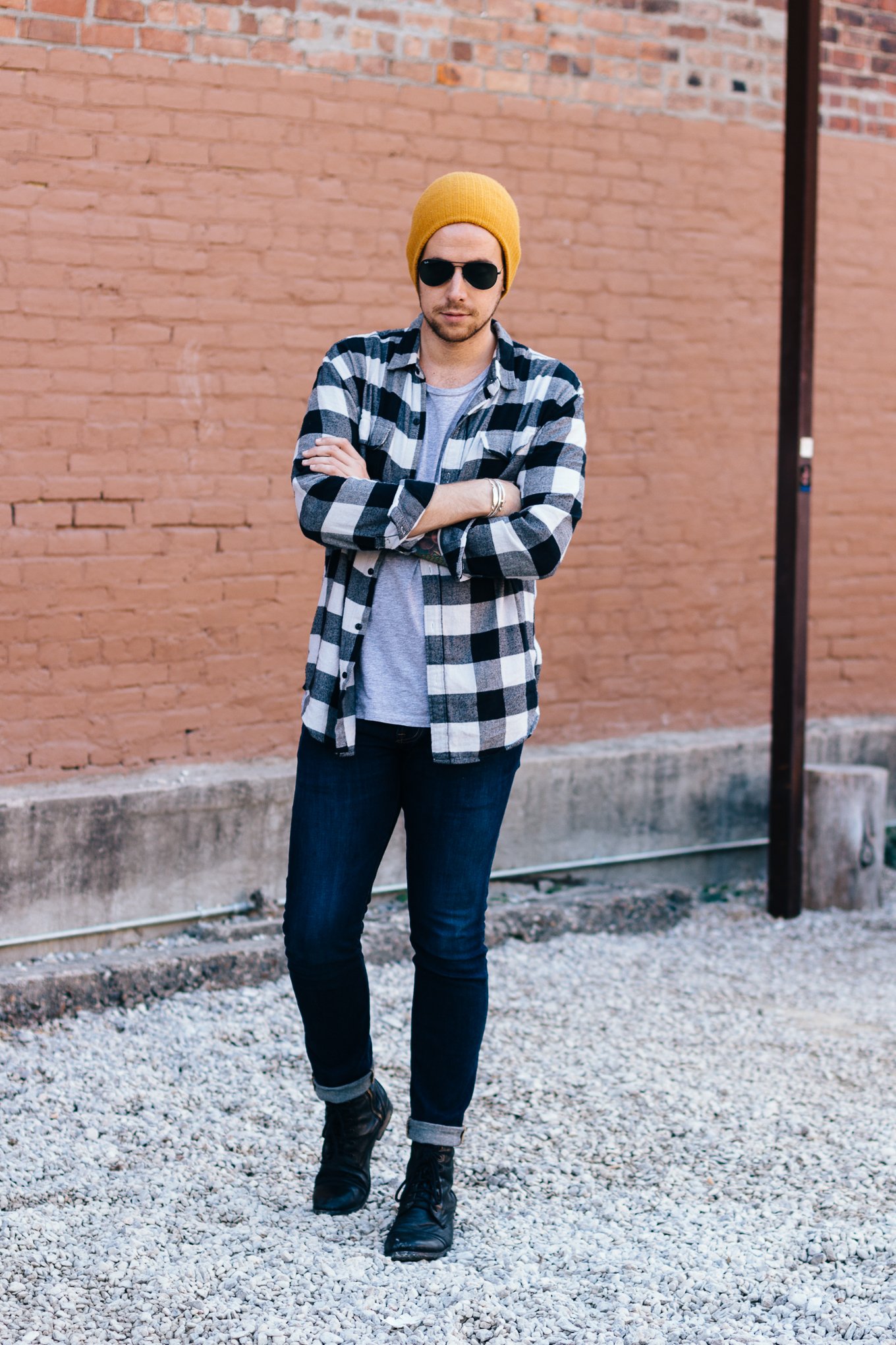 urban outfitters, mens plaid shirts, how to dress like a lumbersexual, mens fall fashion, mens fall fashion blogger