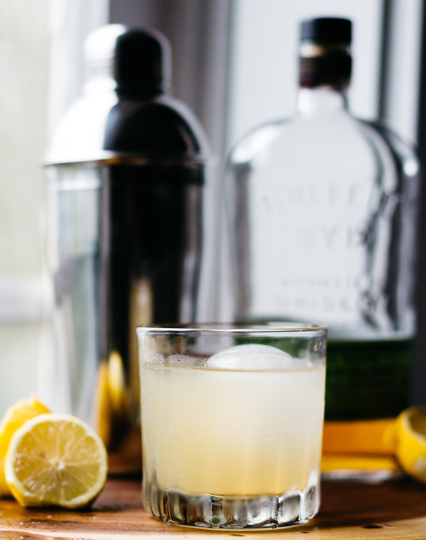 bourbon cocktail, craft cocktail, how to make a gold rush, hot toddy recipe