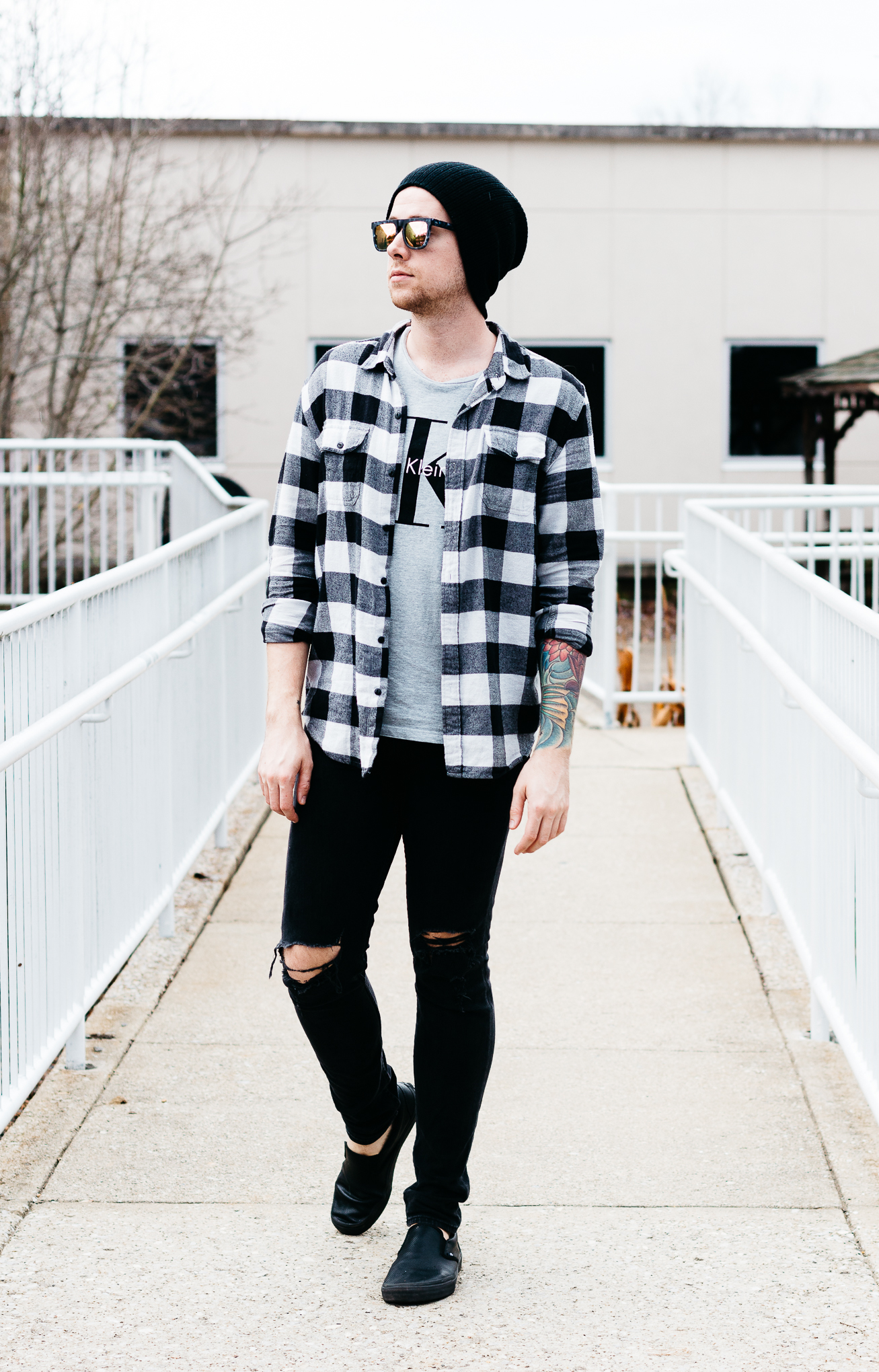 https://thekentuckygent.com/wp-content/uploads/2015/12/salt-valley-urban-outfitters-plaid-shirt-ck-logo-tee-rag-bone-jeans-2.jpg