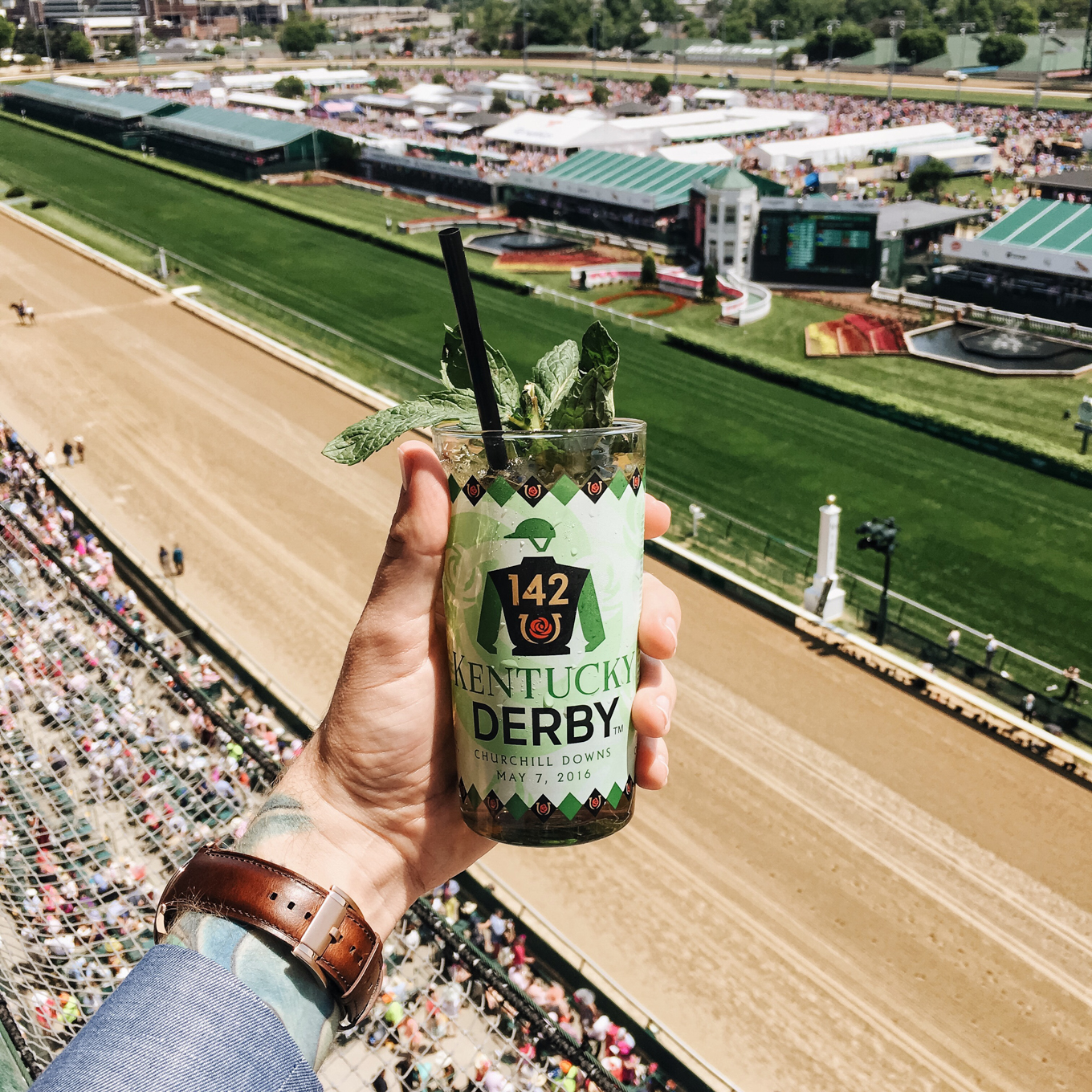 the kentucky derby, louisville kentucky, the kentucky gent, churchill downs, louisville influencer