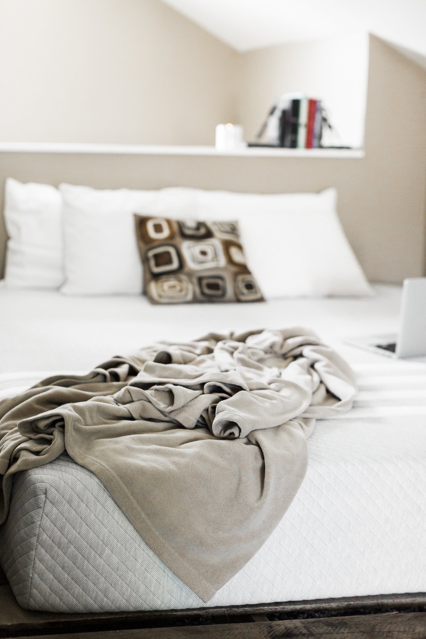 leesa, lessa mattress, online mattress company review, leesa mattress review, lifestyle blog