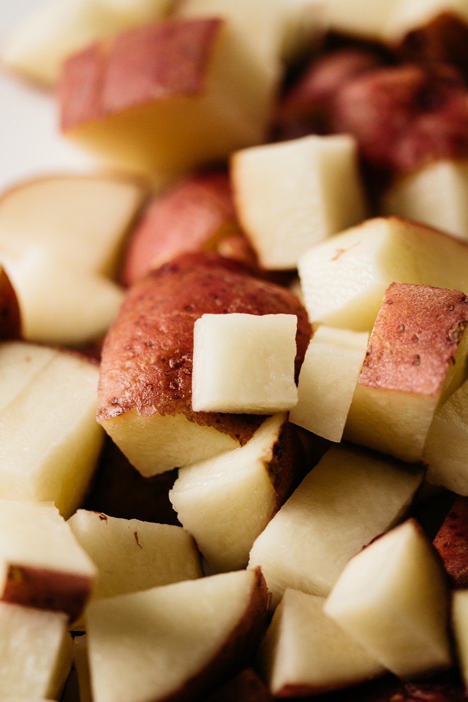 herbed skillet potatoes, skillet potatoes recipe, cast iron skillet dinners, southern cooking blog, brunch side dishes