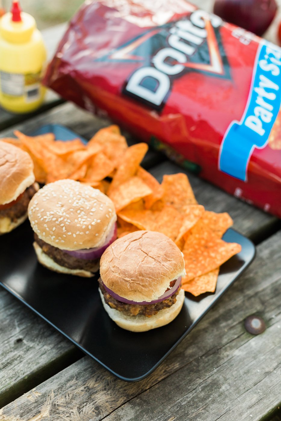 the kentucky gent, doritos sliders, doritos stuffed sliders, sliders recipes, cooking blog