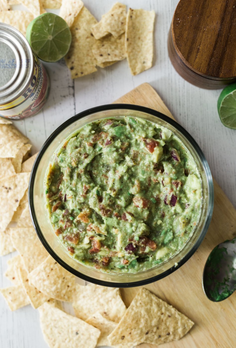 spicy guacamole recipe, guacamole recipe, lifestyle blog, memorial day party tips, recipes with RO*TEL