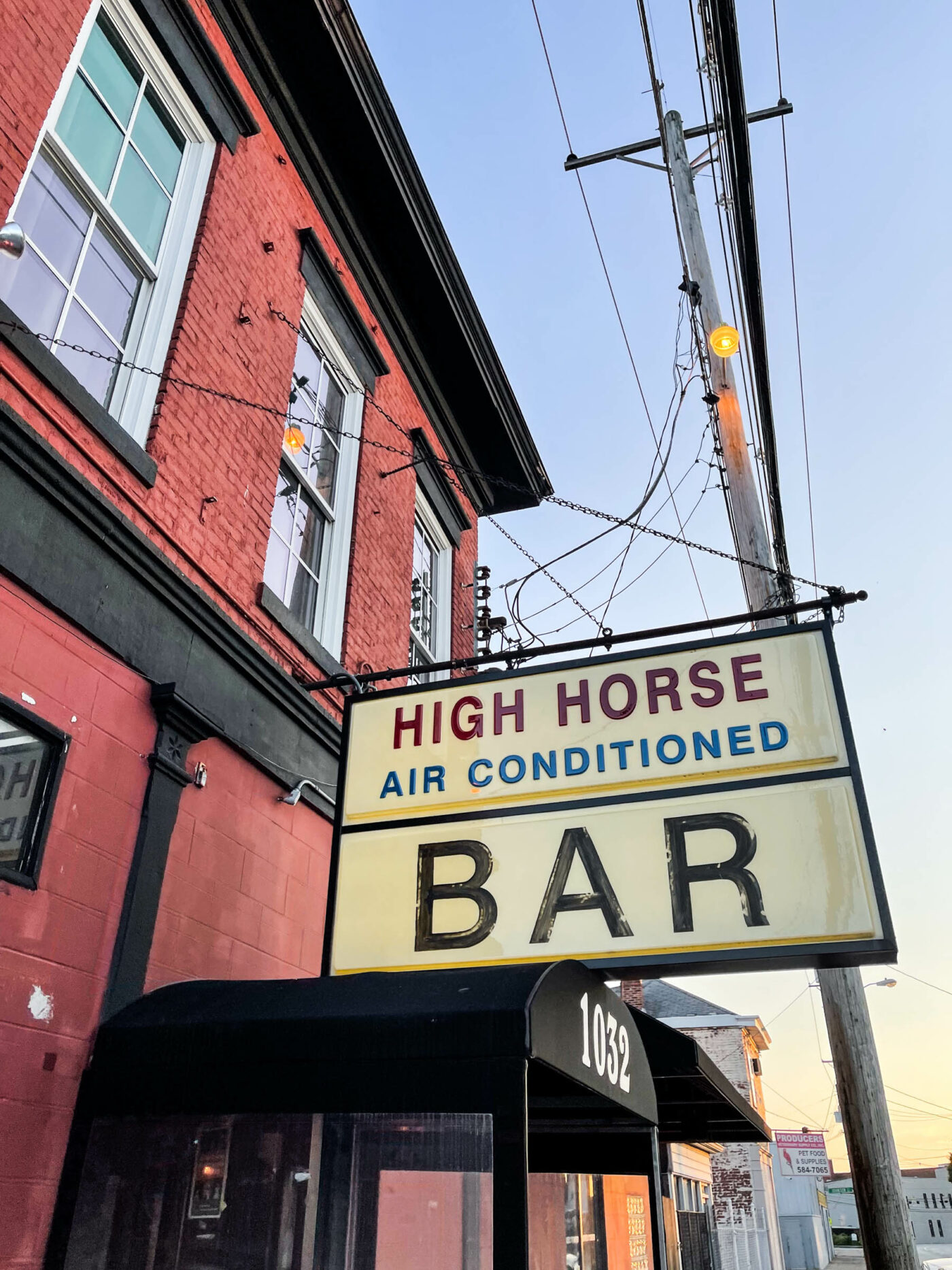 high horse bar louisville