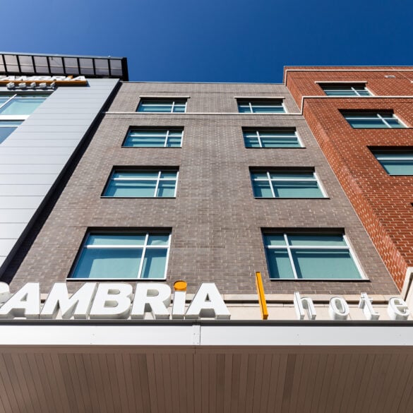 Cambria hotel downtown louisville